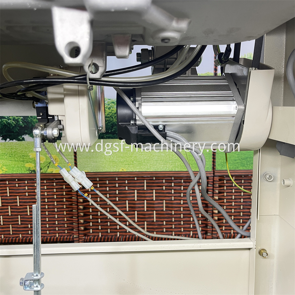 360 Degree Rotating Bags Stitching Machine 5 Jpg